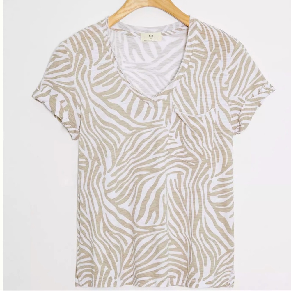 NWT Anthropologie T-shirt
